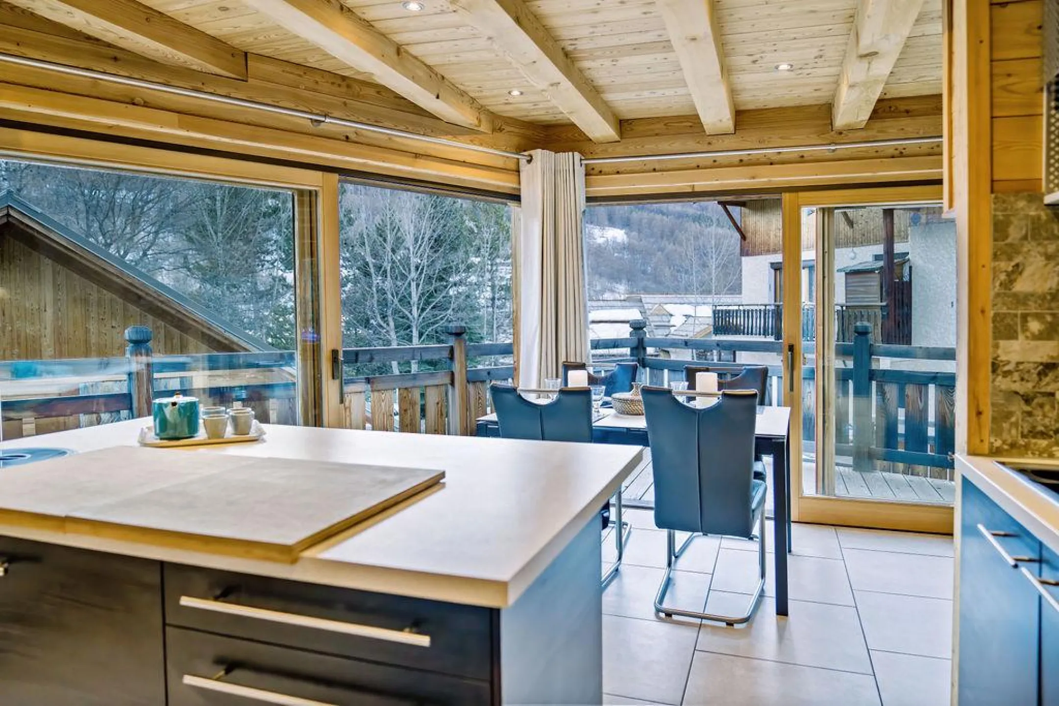 L'himalaya, chalet ****, à 200 m des remontées mécaniques et des commerces, séjour sans voiture