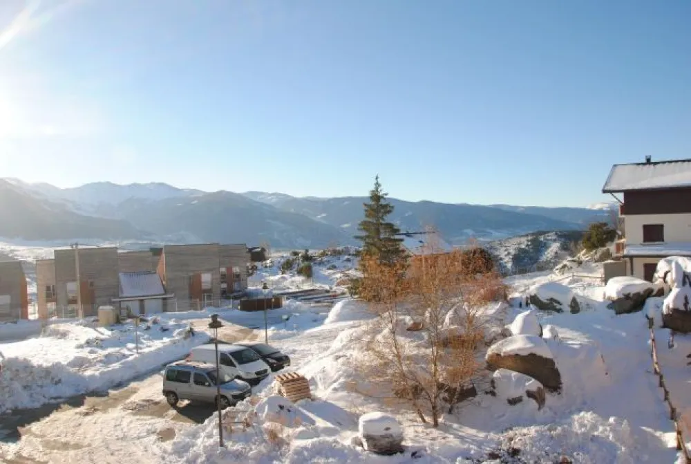 vue sur la montagne en hiver