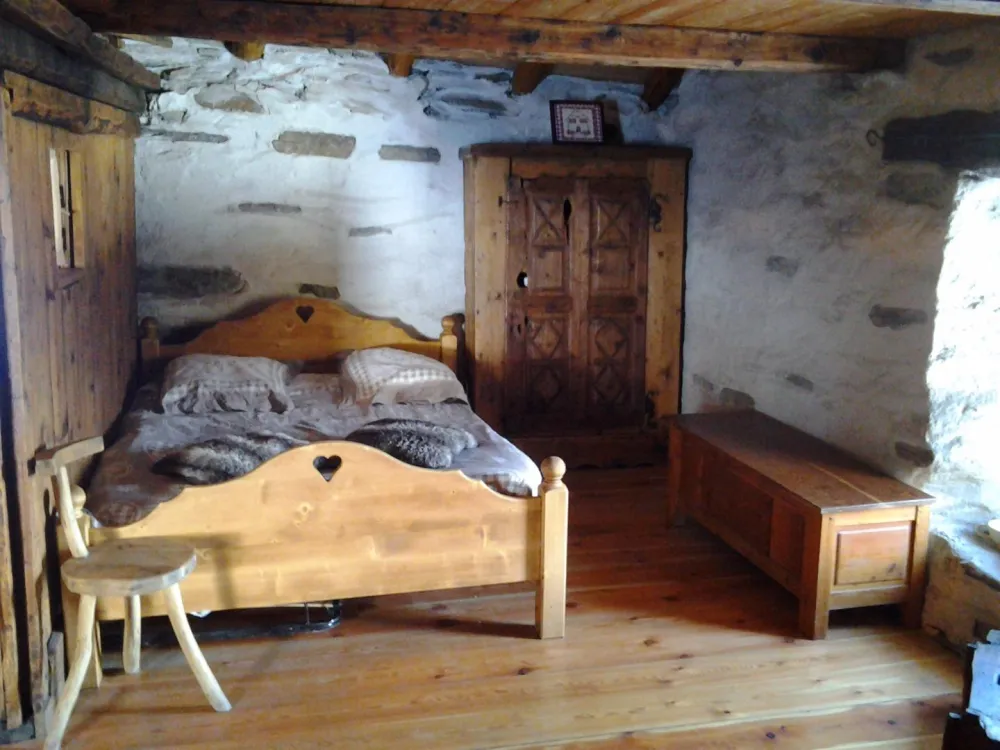 Chalet chantelouve, parc de  la vanoise, haute maurienne, bessans/lanslevillard