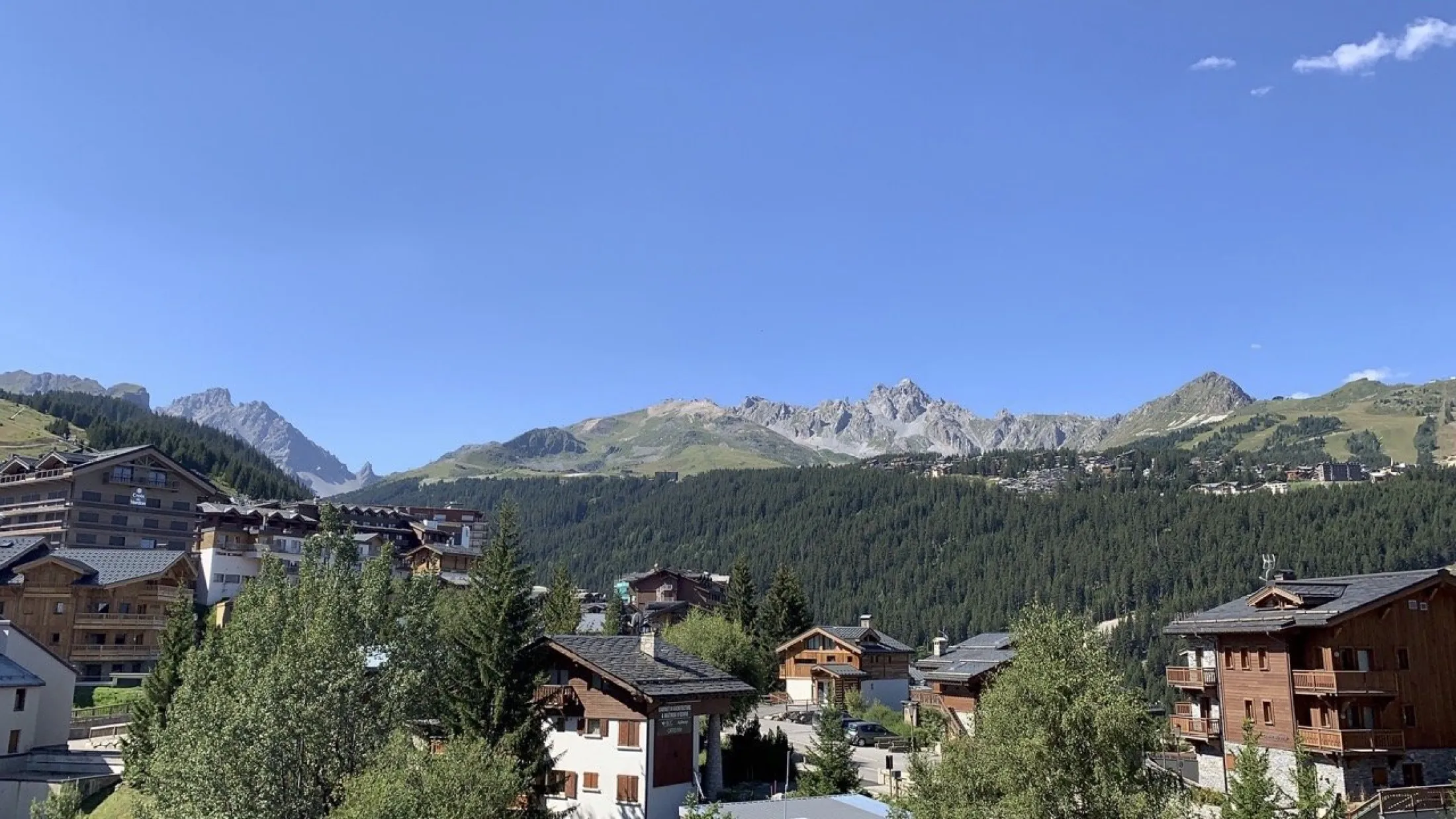 Appartement classé 4*, 50m2, plein sud à 3mn du centre, vue exceptionnelle, tout inclus