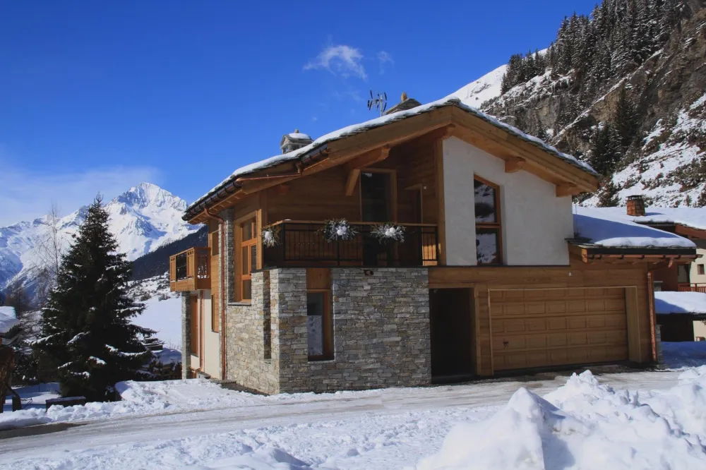 Le chalet l'hiver