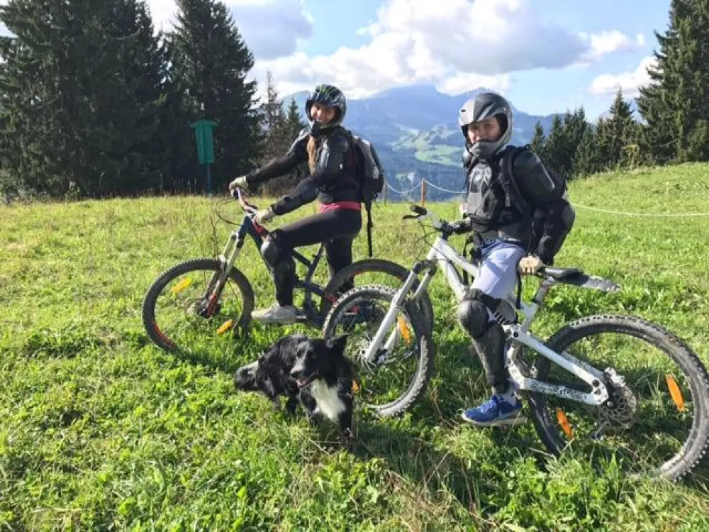 sur place : location VTT, VTT électrique, VTT descente, vélos cross