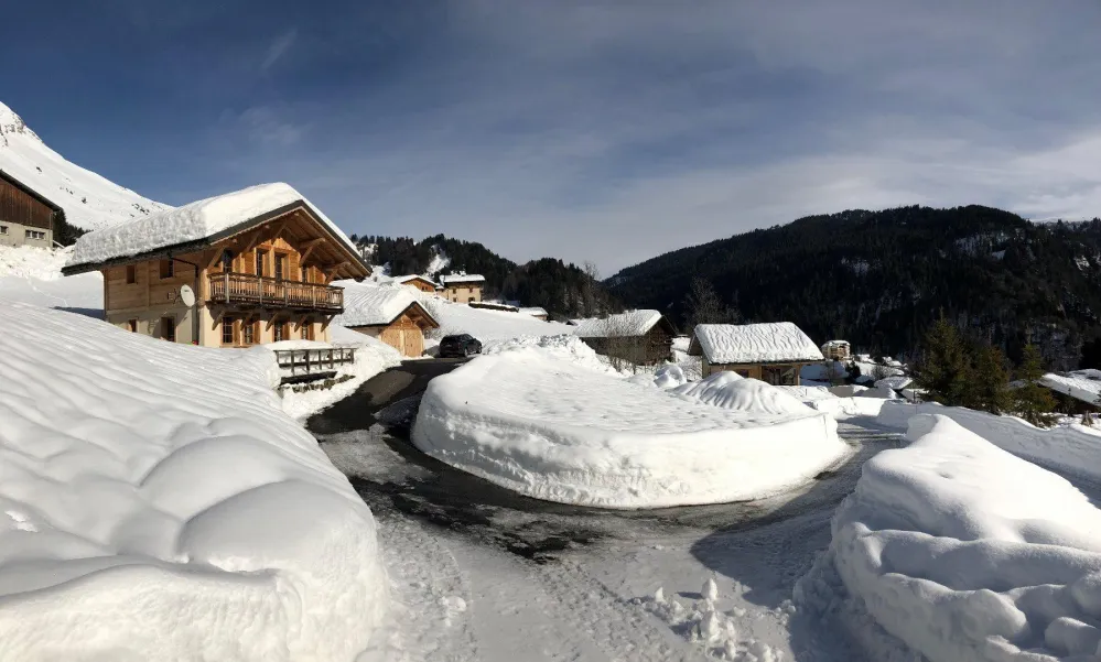 Chalet ange 6 à 8 personnes avec spa extérieur proche la clusaz et megeve