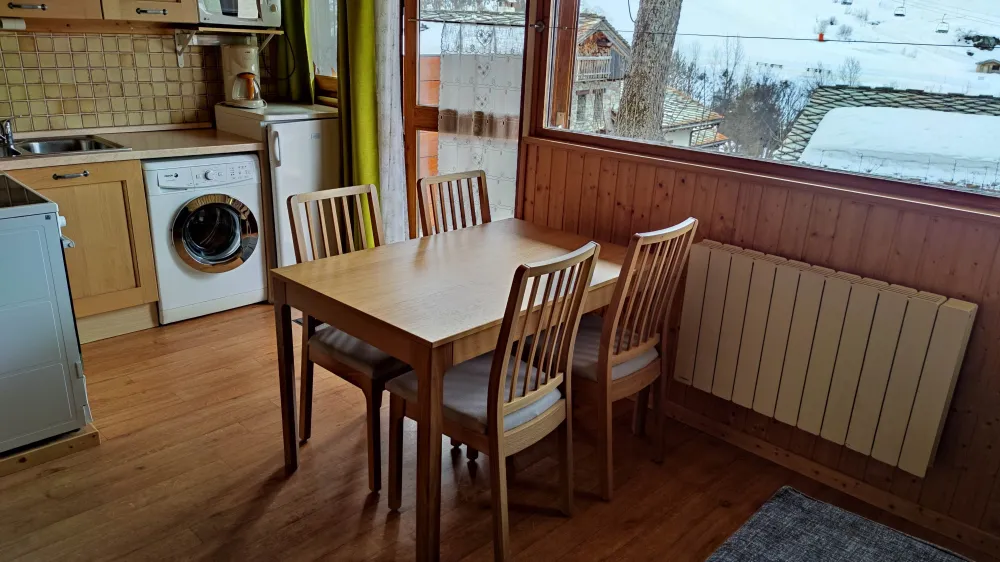 Coin repas, cuisine.