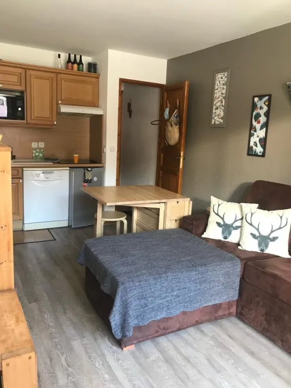T2 valmeinier 1800 residence chalet des alpages, 4 personnes, au pieds des pistes et commerces