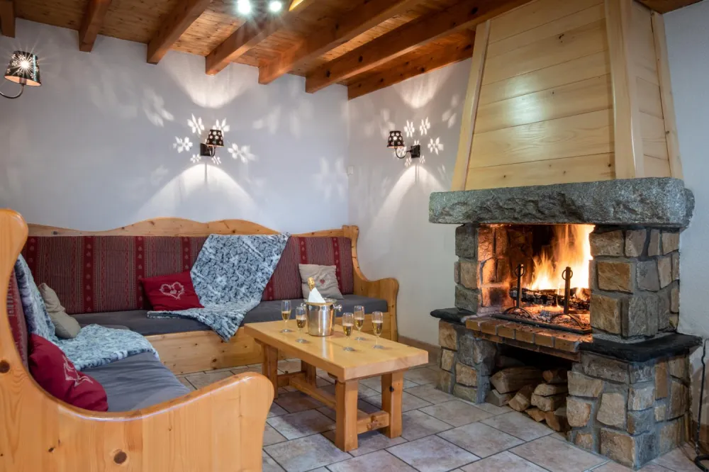 Gite balnéo le patou *** jacuzzi et sauna, wifi gratuit, parking privé 2 a 10 pers