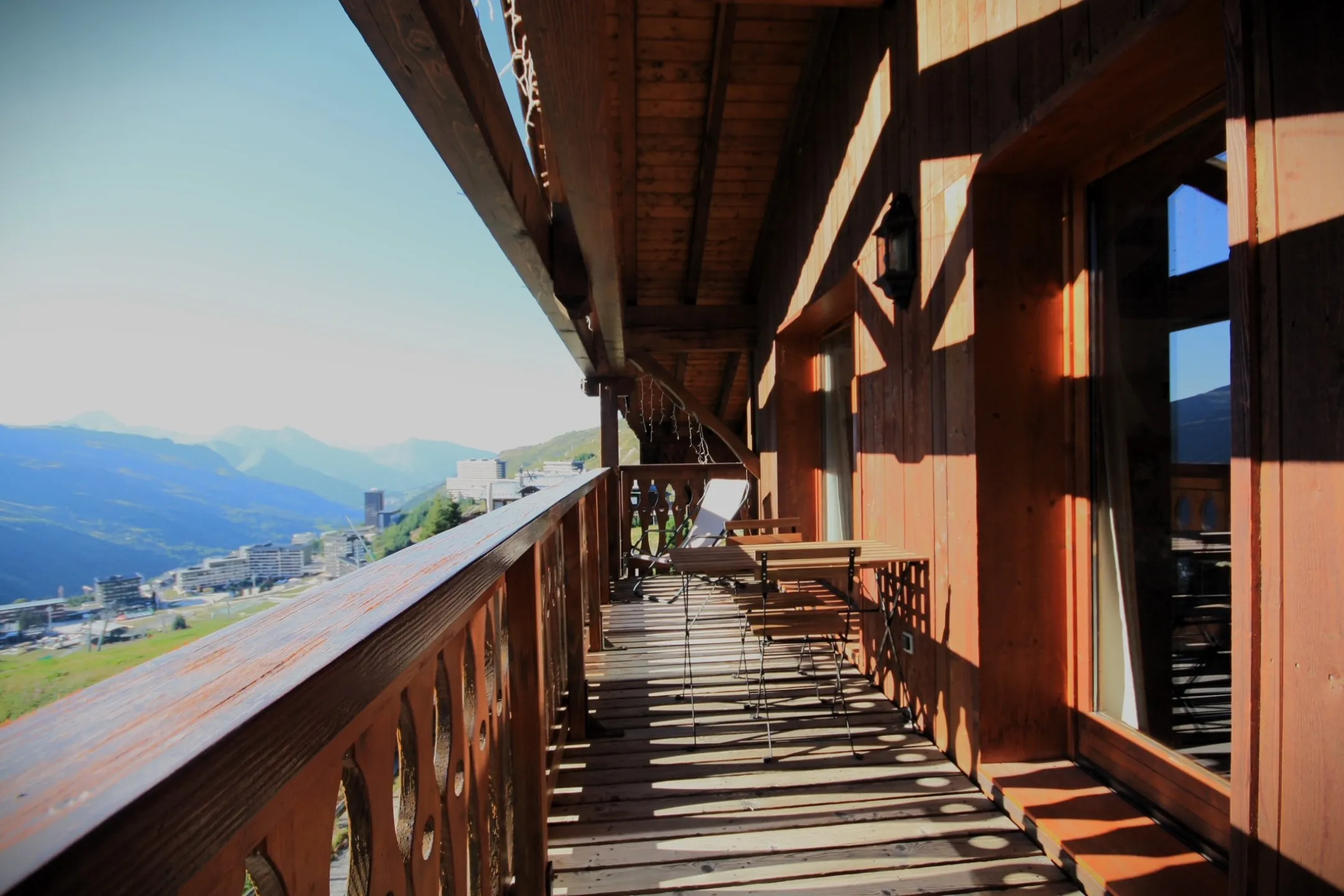 Appartement-chalet 115 m2 sur les pistes - 9 personnes / les menuires / la sapinière