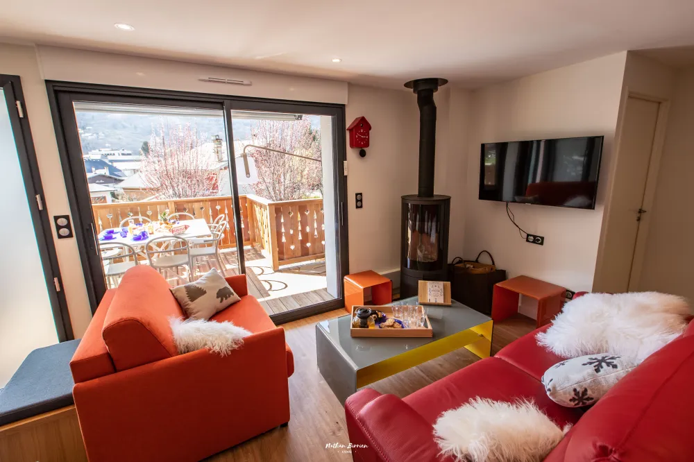 Chalet hygge saint-lary - centre / gîte cosy / ****  5d / 2 chbres  / 3 pièces - 51m² / 4 pers/ spa - vue imprenable- accueil vélo - parking sécurisé avec bornes rech ve