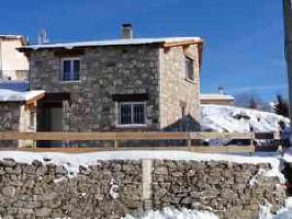 Chalet en pierre avec jardin, navette gratuite pour skier à pyrénées 2000/font-romeu !