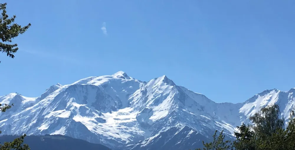 Vue sur le massif du Mont-Blanc depuis le chalet