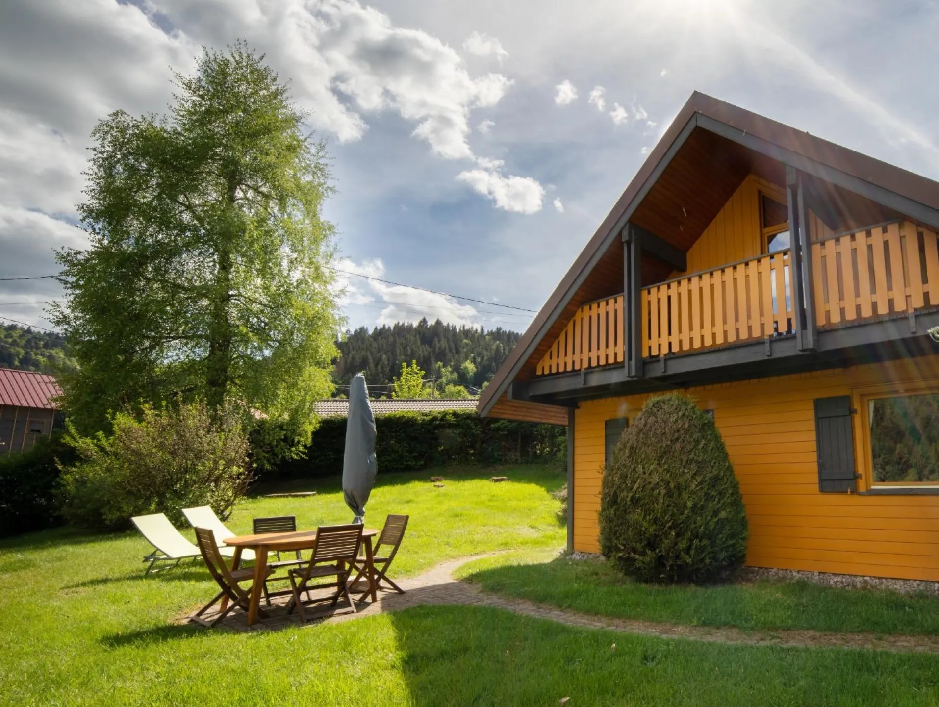 Vue sur le chalet...
